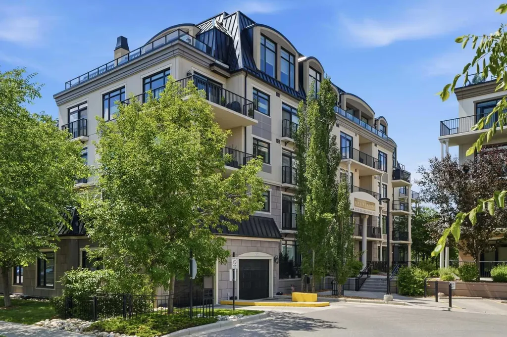221 Quarry Way SE Calgary AB T2C5G4