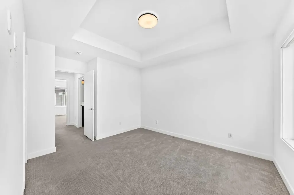 335 Creekside Boulevard SW Calgary AB T2X 5L1