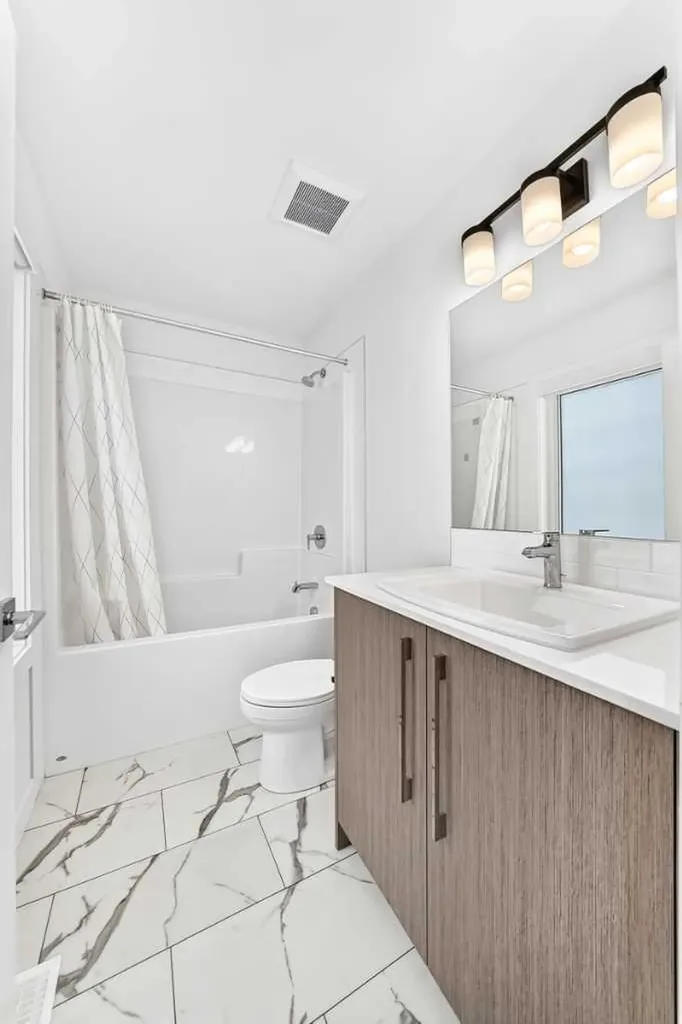 335 Creekside Boulevard SW Calgary AB T2X 5L1