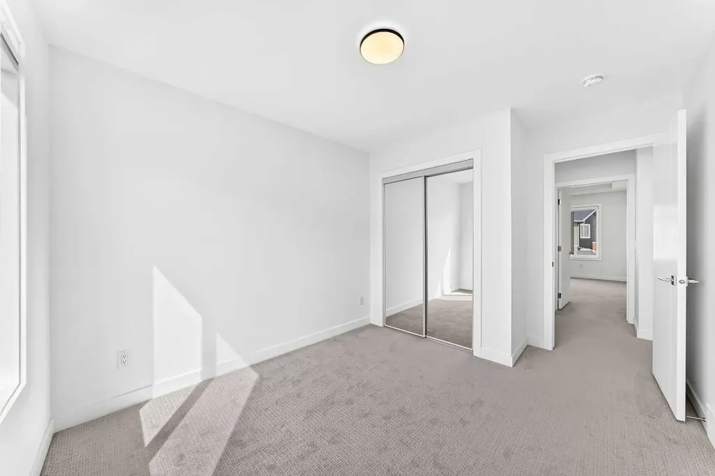 335 Creekside Boulevard SW Calgary AB T2X 5L1