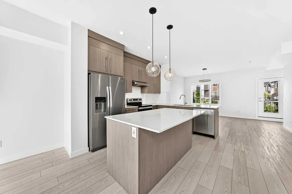 335 Creekside Boulevard SW Calgary AB T2X 5L1