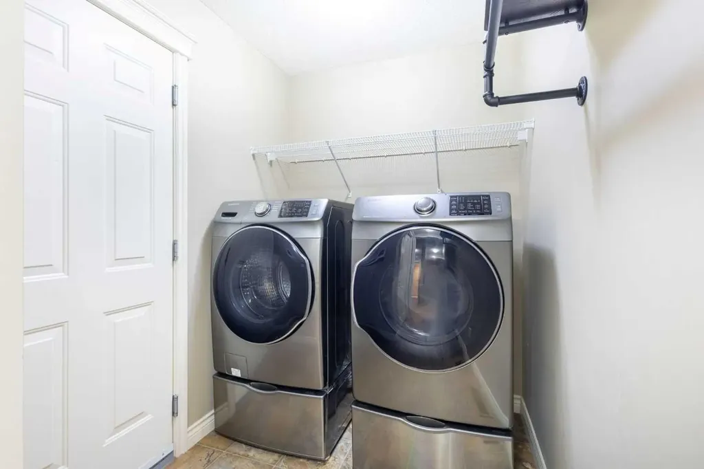 788 Luxstone Landing SW Airdrie AB T4B 3L1