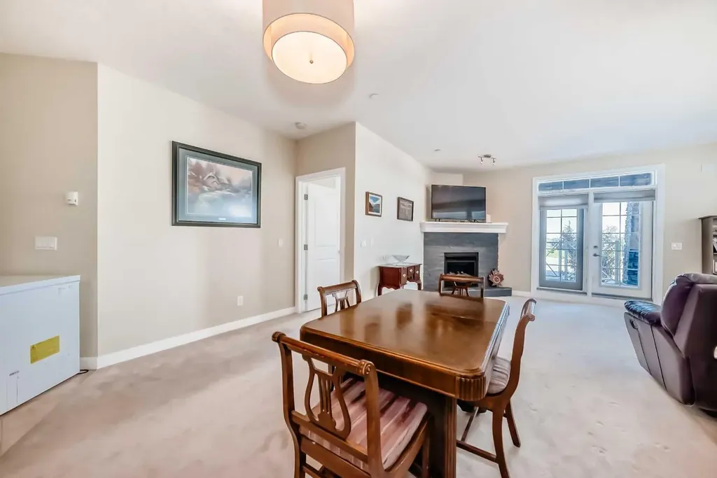 1005A Westmount Drive Strathmore AB T1P 0C3