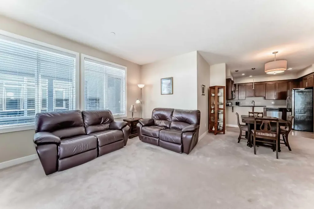 1005A Westmount Drive Strathmore AB T1P 0C3