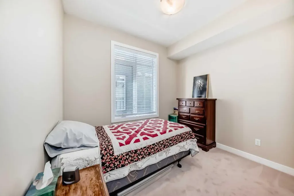 1005A Westmount Drive Strathmore AB T1P 0C3