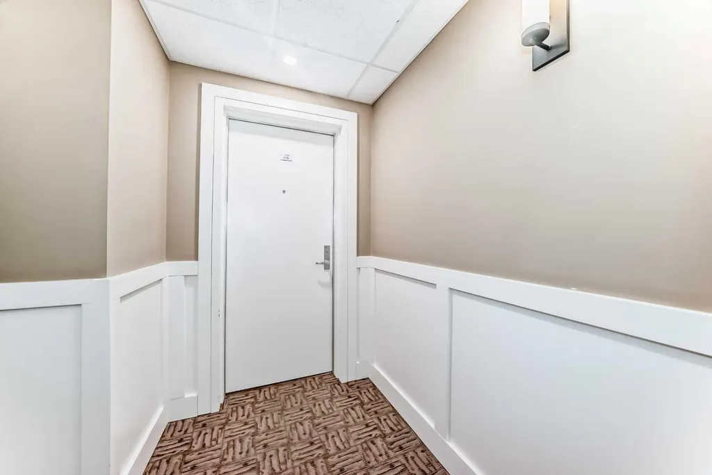 1005A Westmount Drive Strathmore AB T1P 0C3