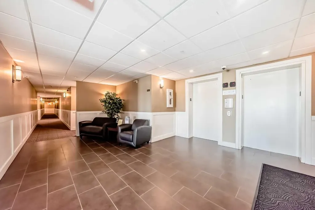 1005A Westmount Drive Strathmore AB T1P 0C3