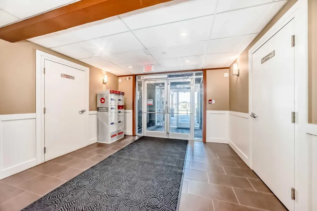 1005A Westmount Drive Strathmore AB T1P 0C3