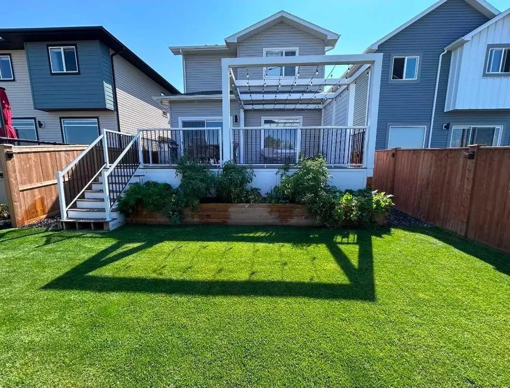 4541 25 Avenue S Lethbridge AB T1K8K5