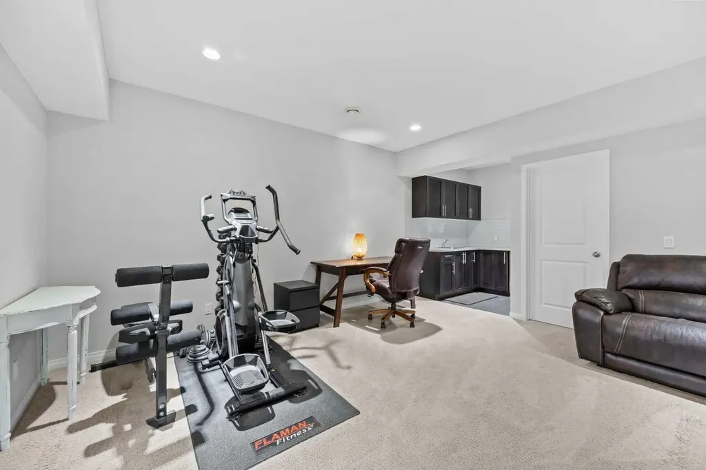 70 Auburn Crest Green SE Calgary AB T3M 1P7