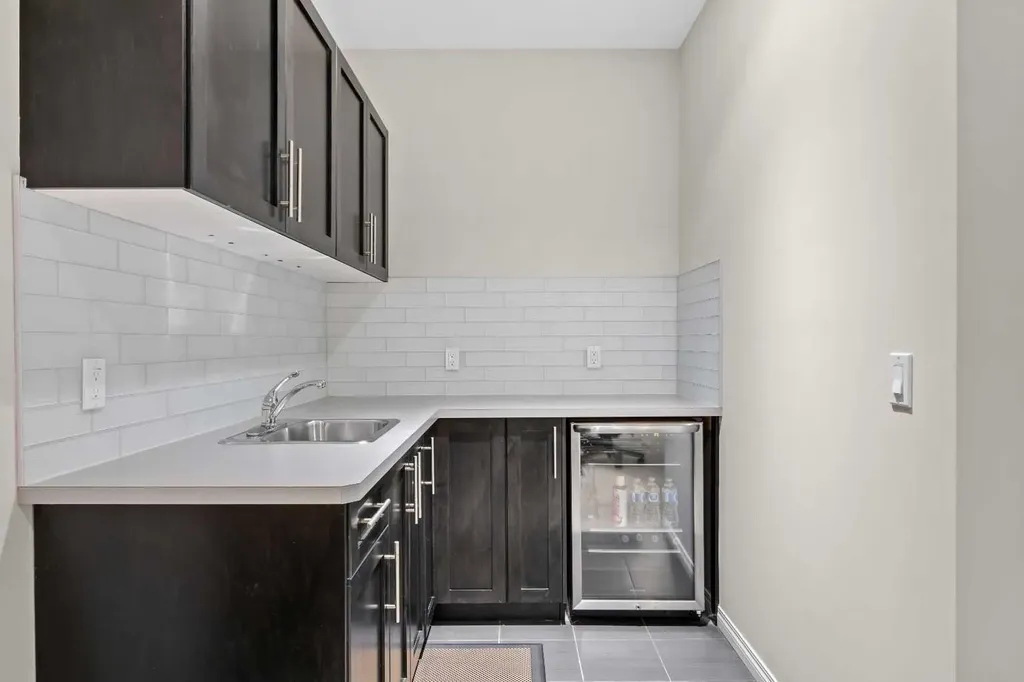 70 Auburn Crest Green SE Calgary AB T3M 1P7