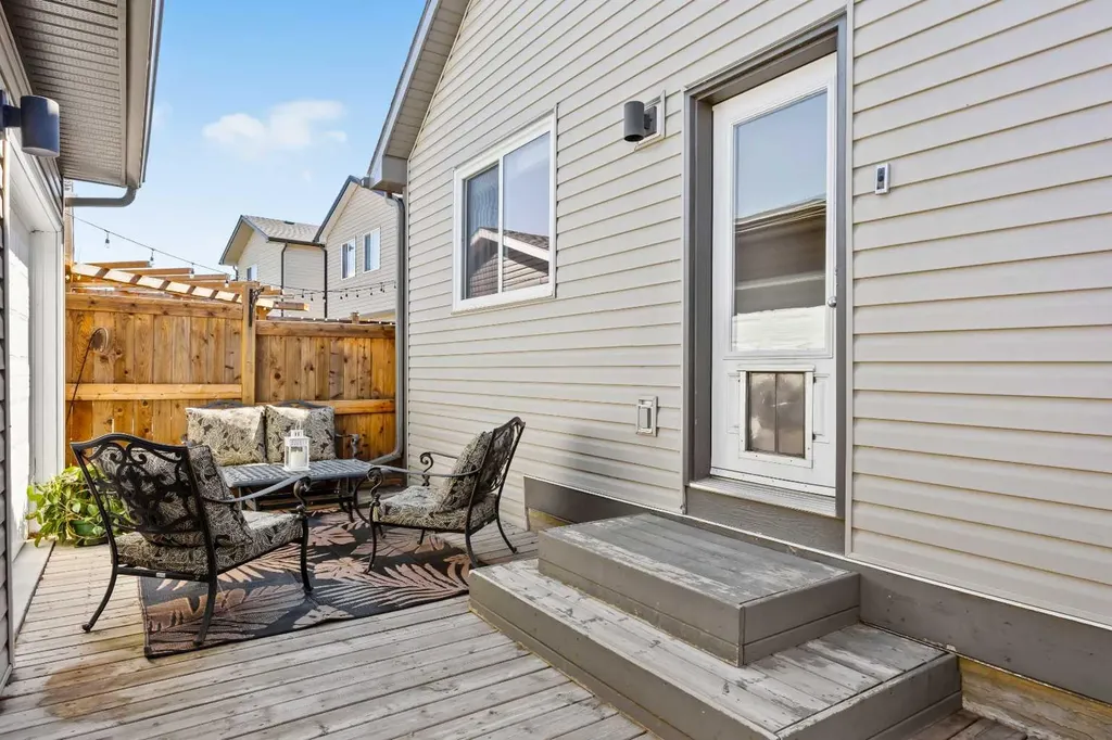 70 Auburn Crest Green SE Calgary AB T3M 1P7