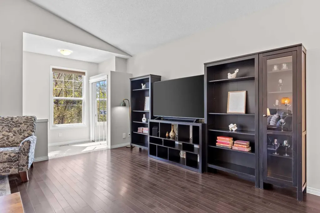 70 Auburn Crest Green SE Calgary AB T3M 1P7