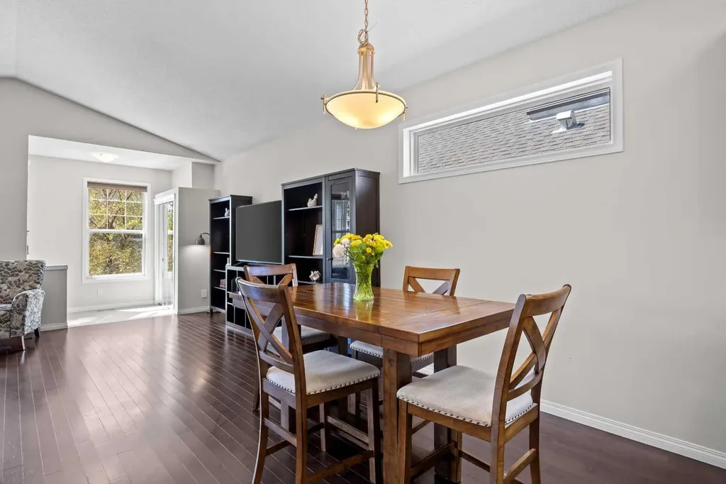 70 Auburn Crest Green SE Calgary AB T3M 1P7