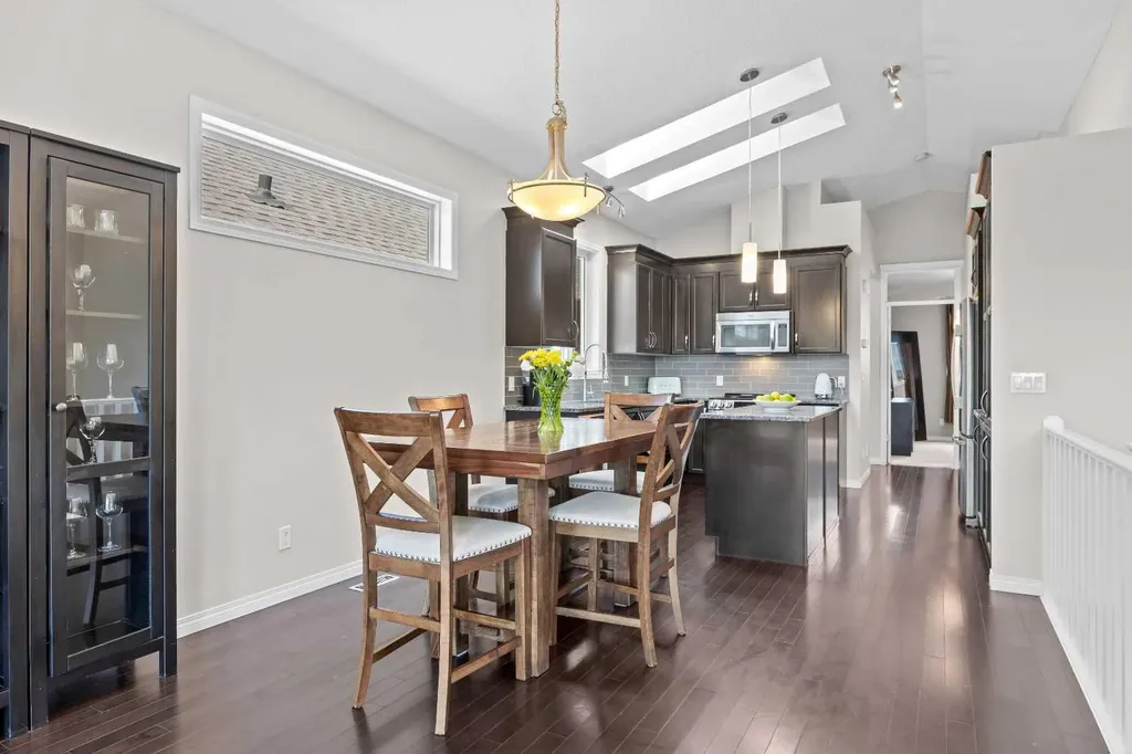 70 Auburn Crest Green SE Calgary AB T3M 1P7