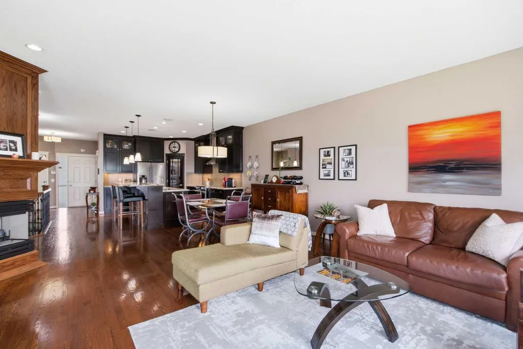 9 Hampstead Green NW Calgary AB T3A 6H1