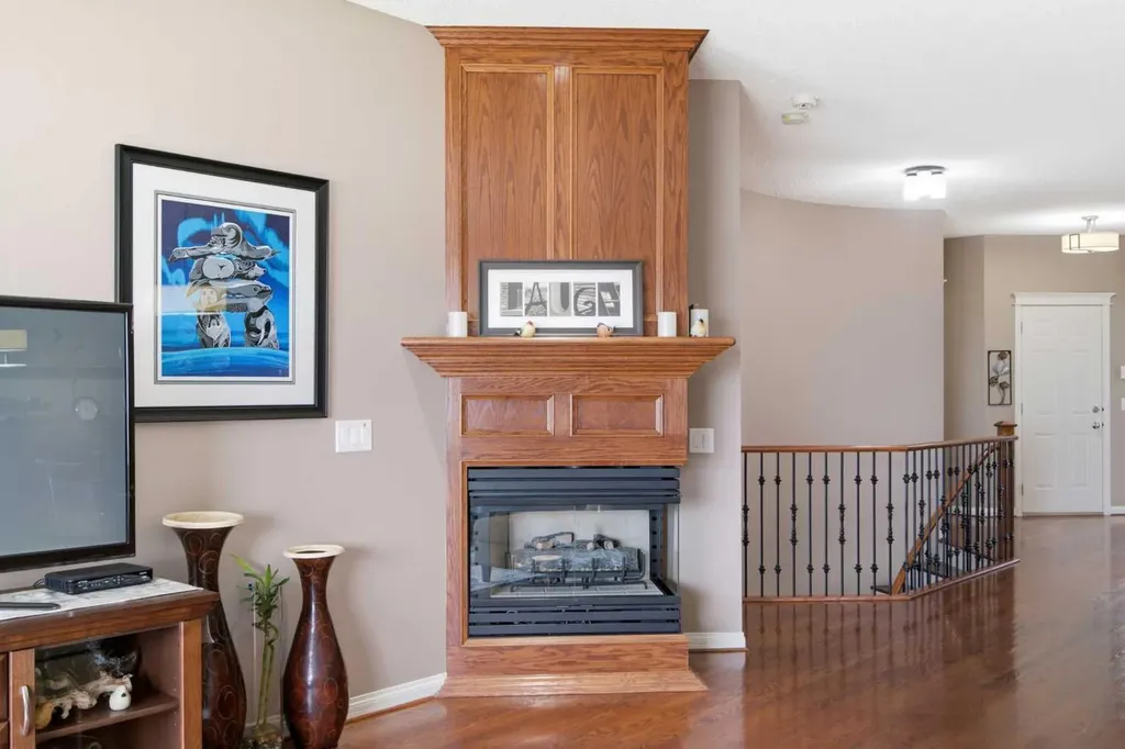 9 Hampstead Green NW Calgary AB T3A 6H1