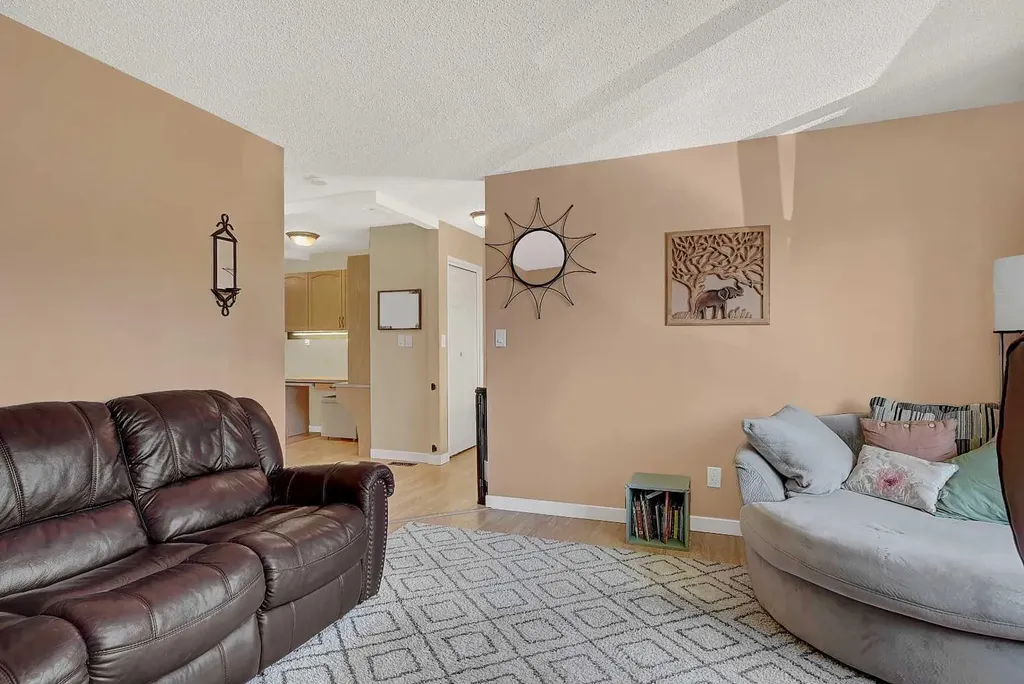 7306 99 Street Grande Prairie AB T8V 4X2