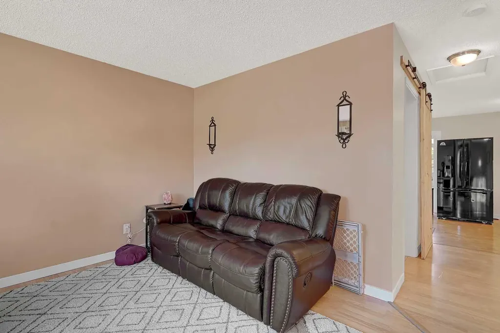 7306 99 Street Grande Prairie AB T8V 4X2