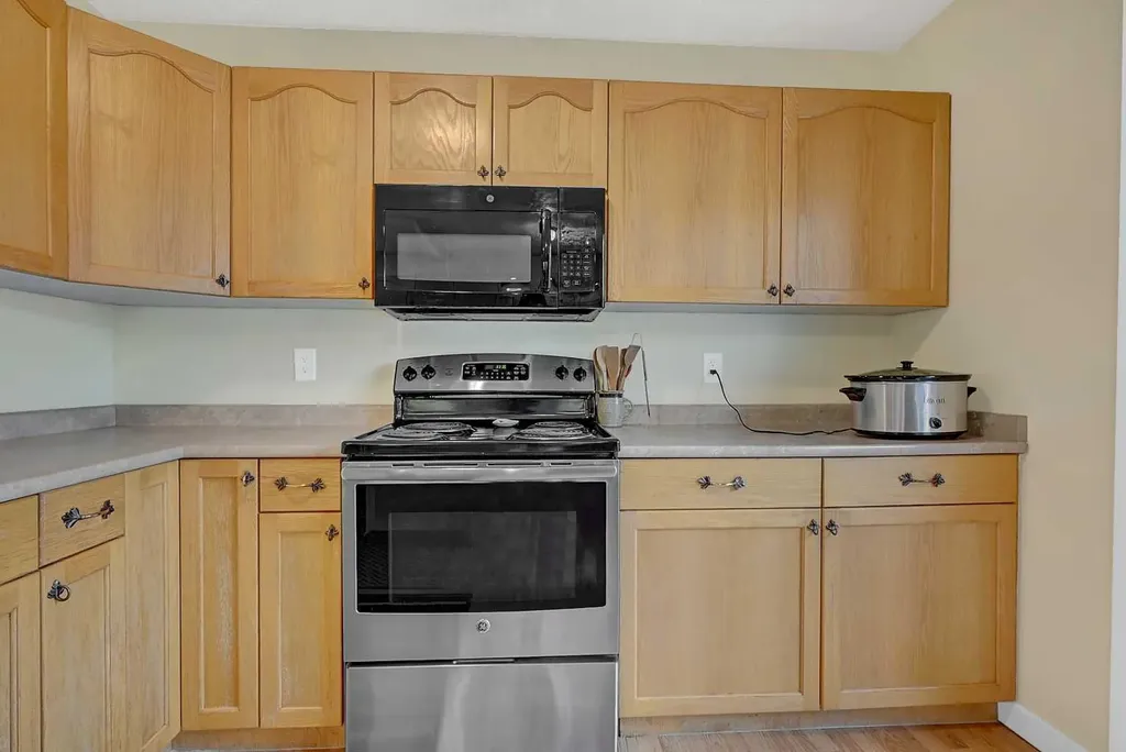 7306 99 Street Grande Prairie AB T8V 4X2