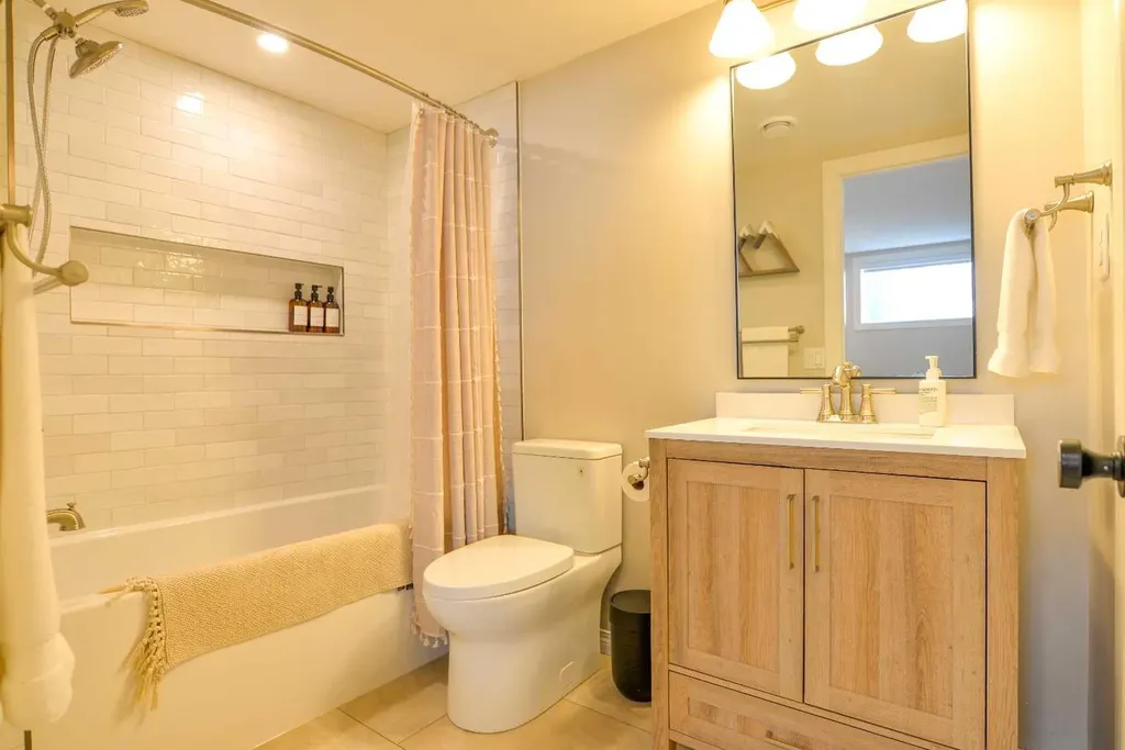 7 Tuscany Valley Road NW Calgary AB T3L 2C1
