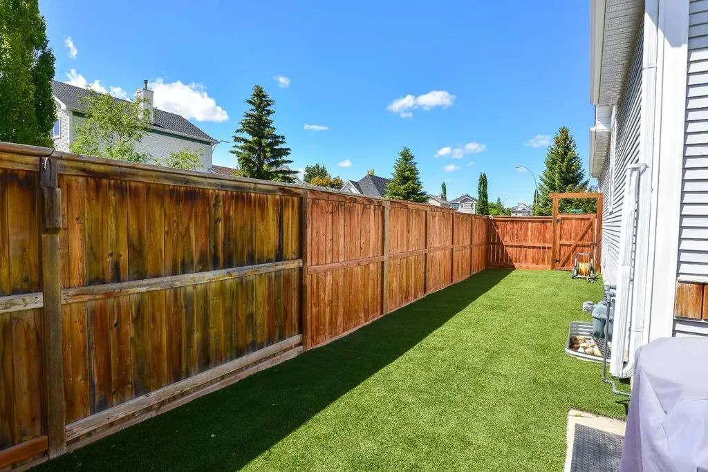 7 Tuscany Valley Road NW Calgary AB T3L 2C1
