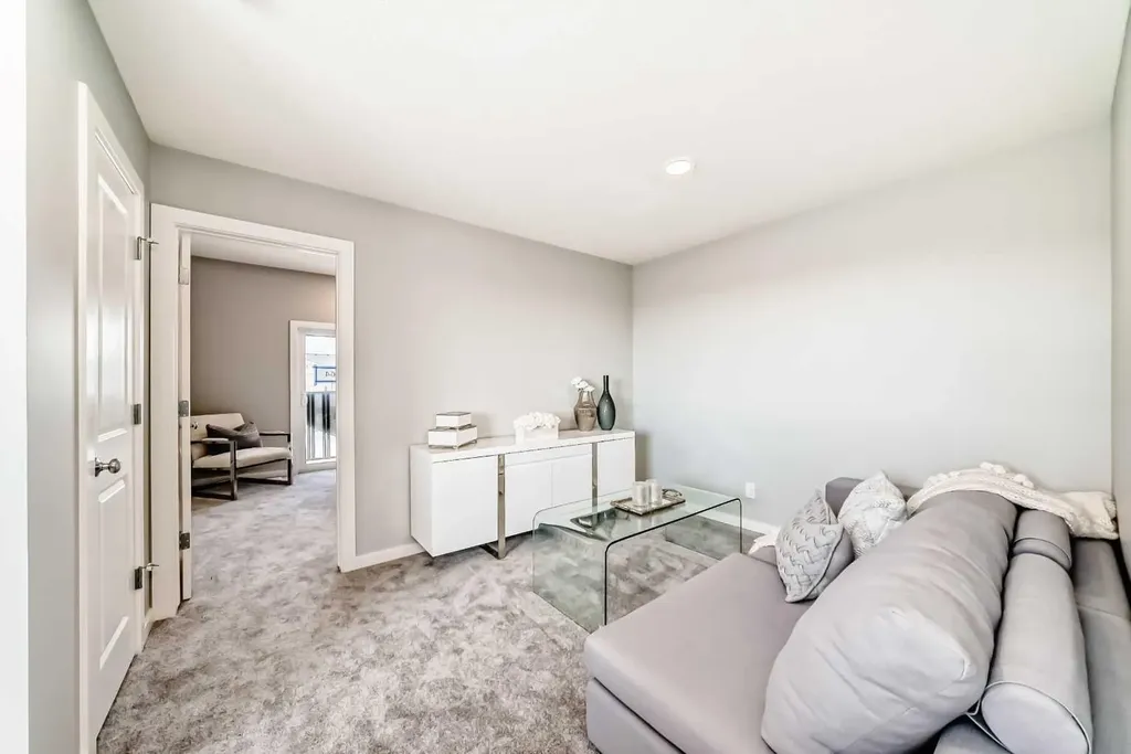 58 Sora Gardens SE Calgary AB T3S 0V3