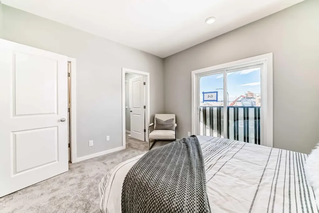 58 Sora Gardens SE Calgary AB T3S 0V3