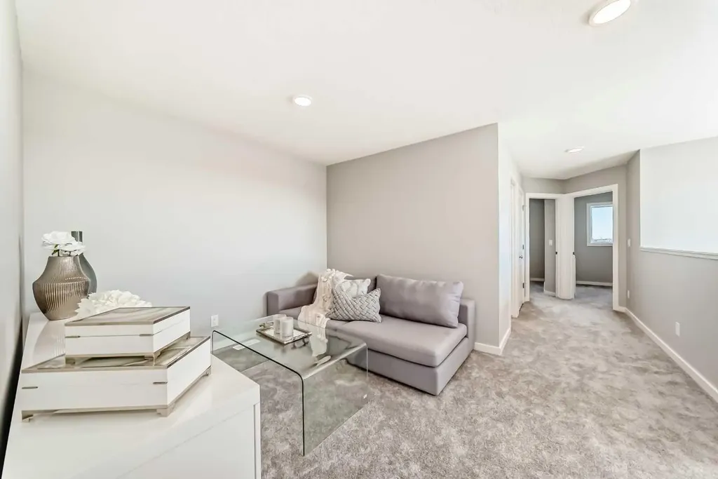 58 Sora Gardens SE Calgary AB T3S 0V3