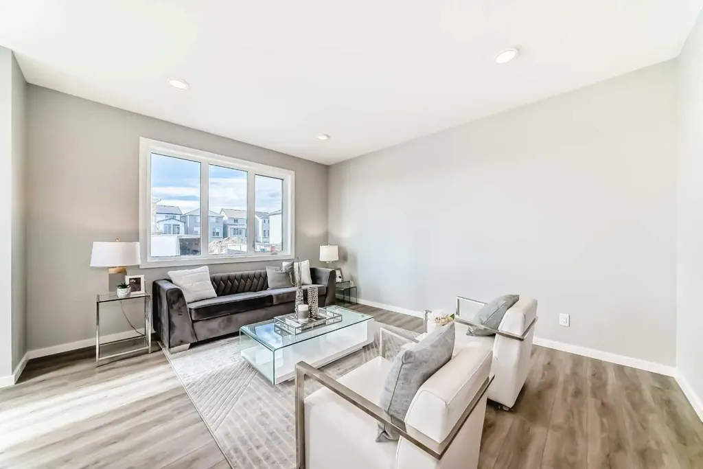 58 Sora Gardens SE Calgary AB T3S 0V3