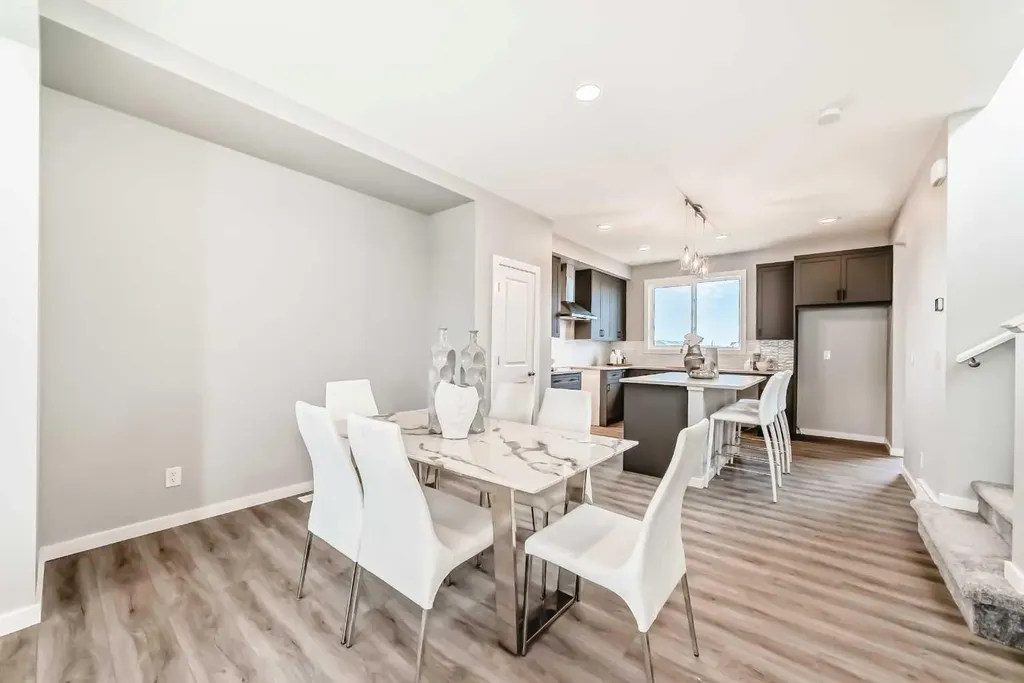 58 Sora Gardens SE Calgary AB T3S 0V3