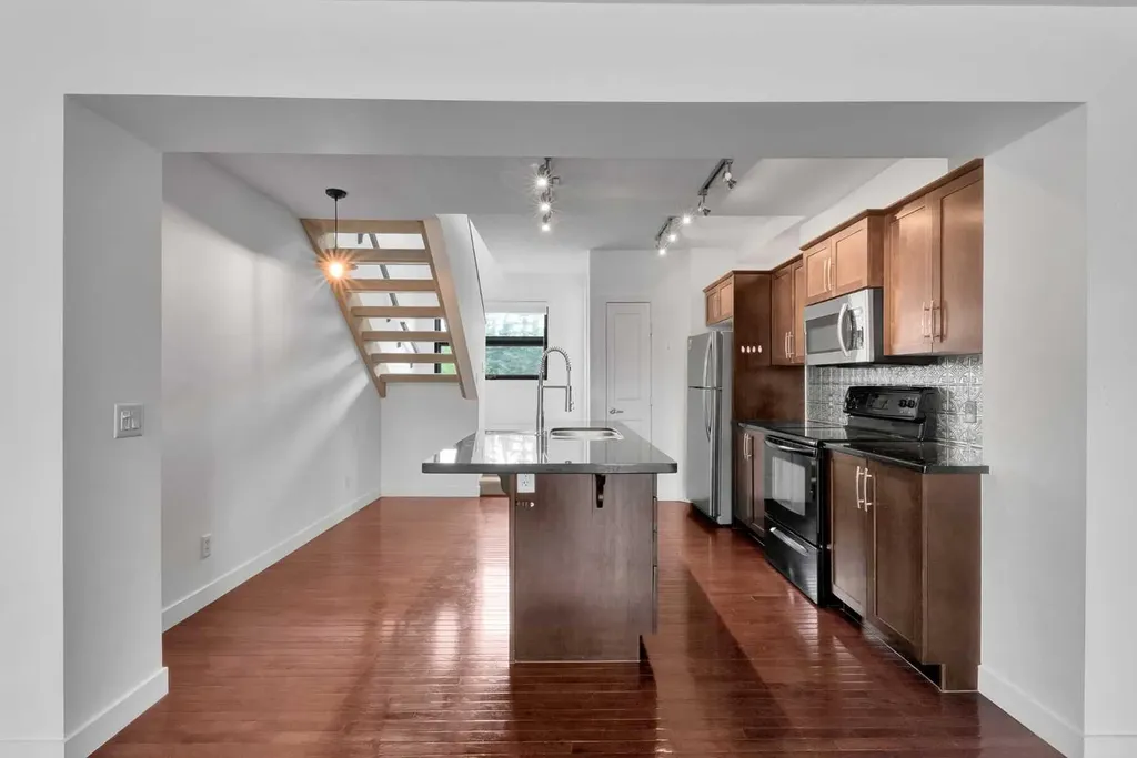 55 Aspen Hill Green SW Calgary AB T3H 0H6