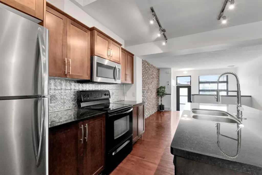 55 Aspen Hill Green SW Calgary AB T3H 0H6