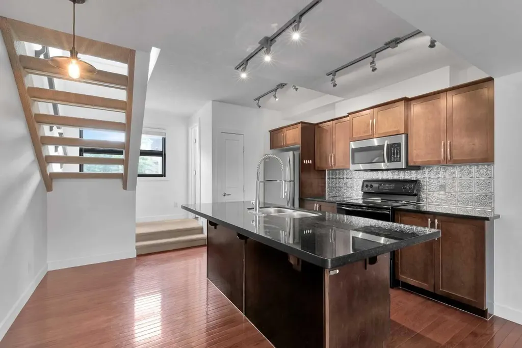 55 Aspen Hill Green SW Calgary AB T3H 0H6