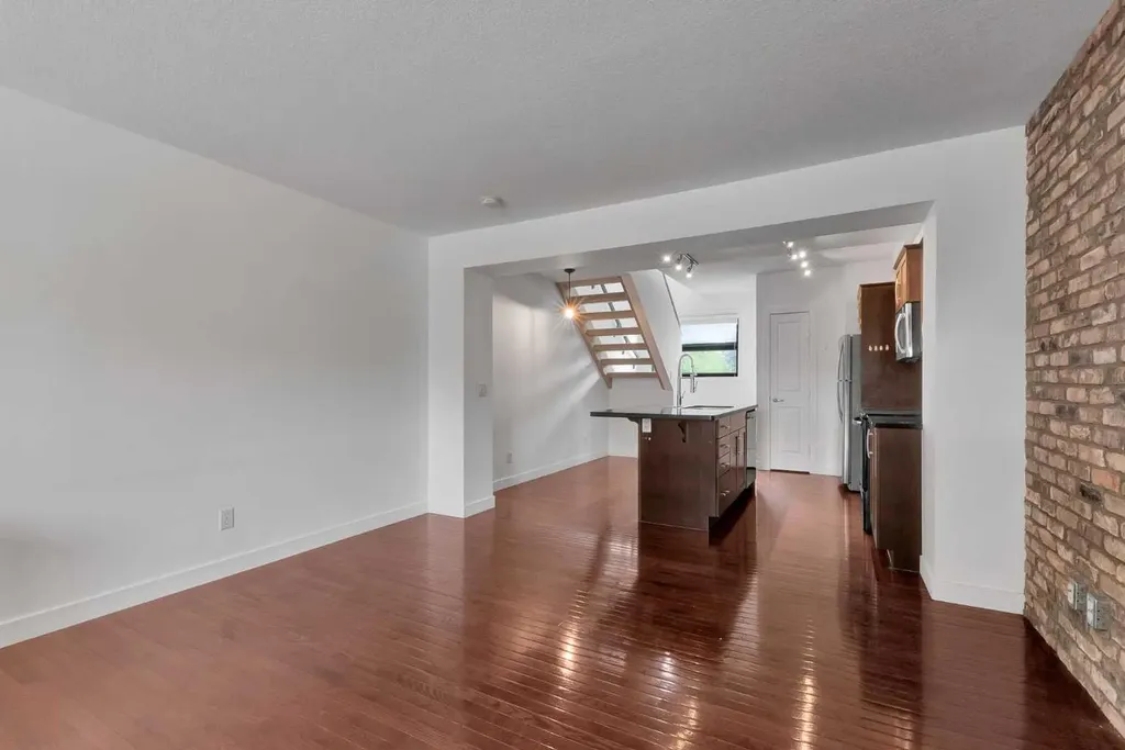 55 Aspen Hill Green SW Calgary AB T3H 0H6