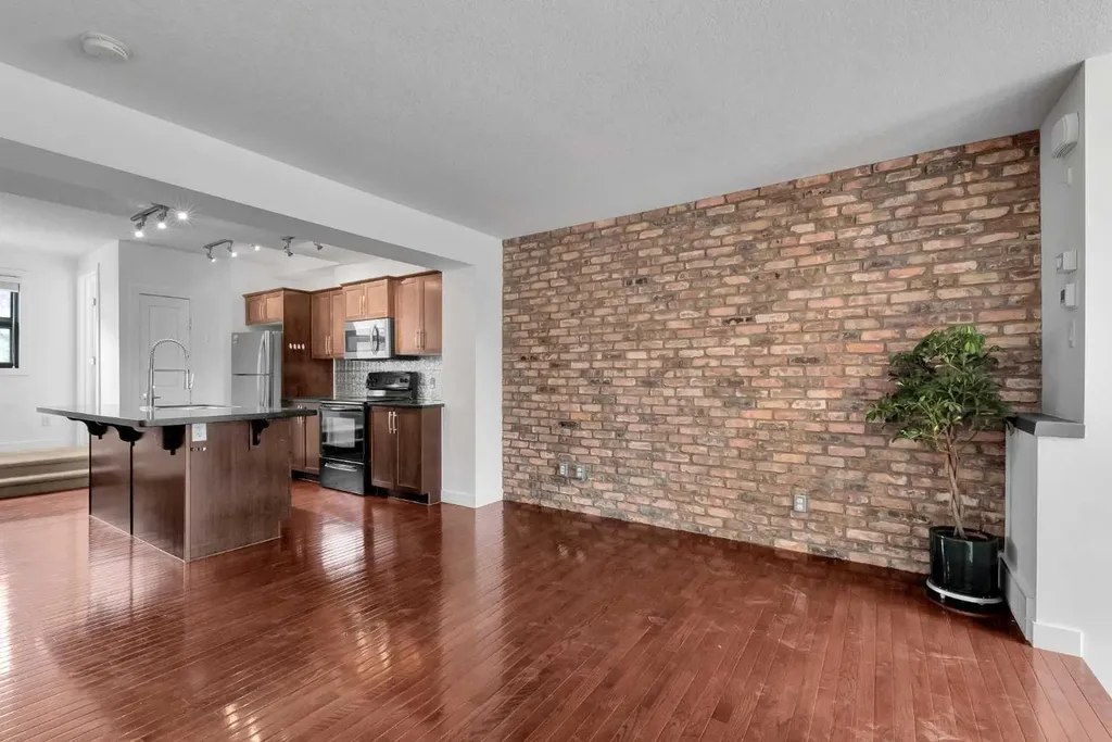 55 Aspen Hill Green SW Calgary AB T3H 0H6
