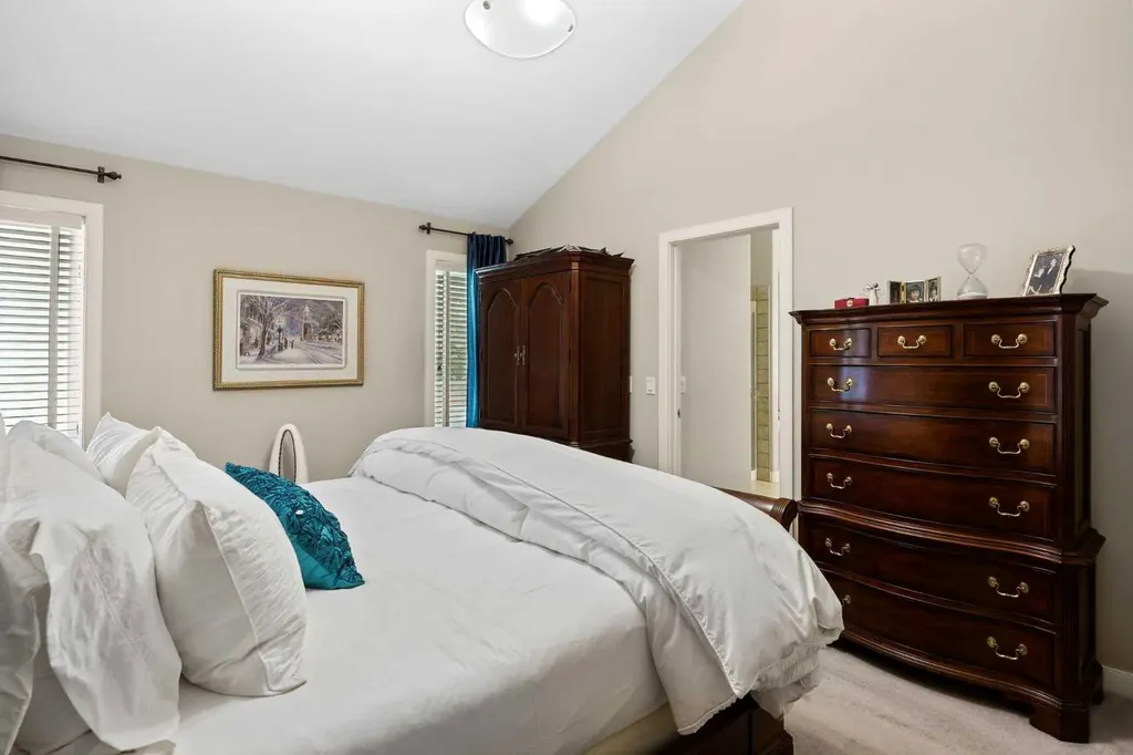 93 Coach Court SW Calgary AB T3H 4P7