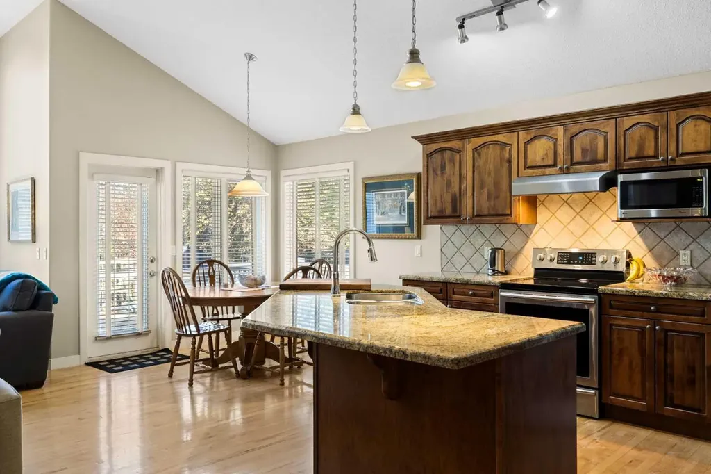 93 Coach Court SW Calgary AB T3H 4P7