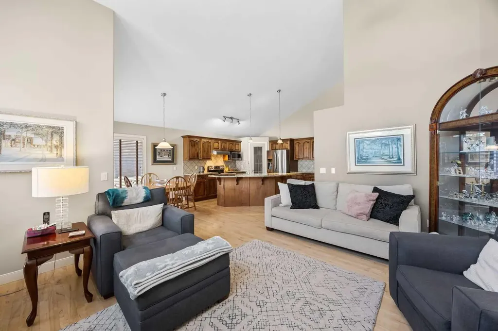 93 Coach Court SW Calgary AB T3H 4P7