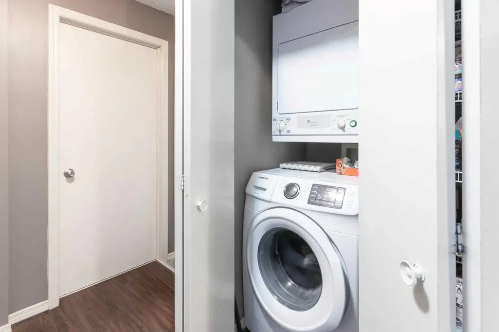 4975 130 Avenue SE Calgary AB T2Z 4P4