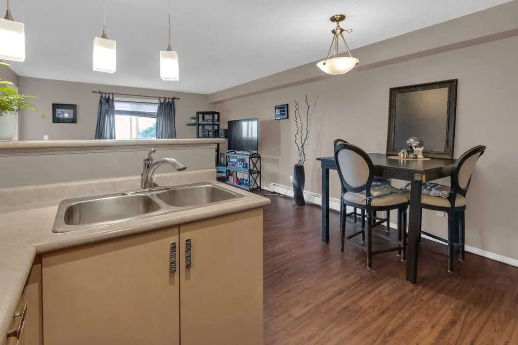 4975 130 Avenue SE Calgary AB T2Z 4P4