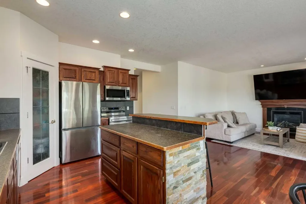 156 Camden Court Strathmore AB T1P 1Y1