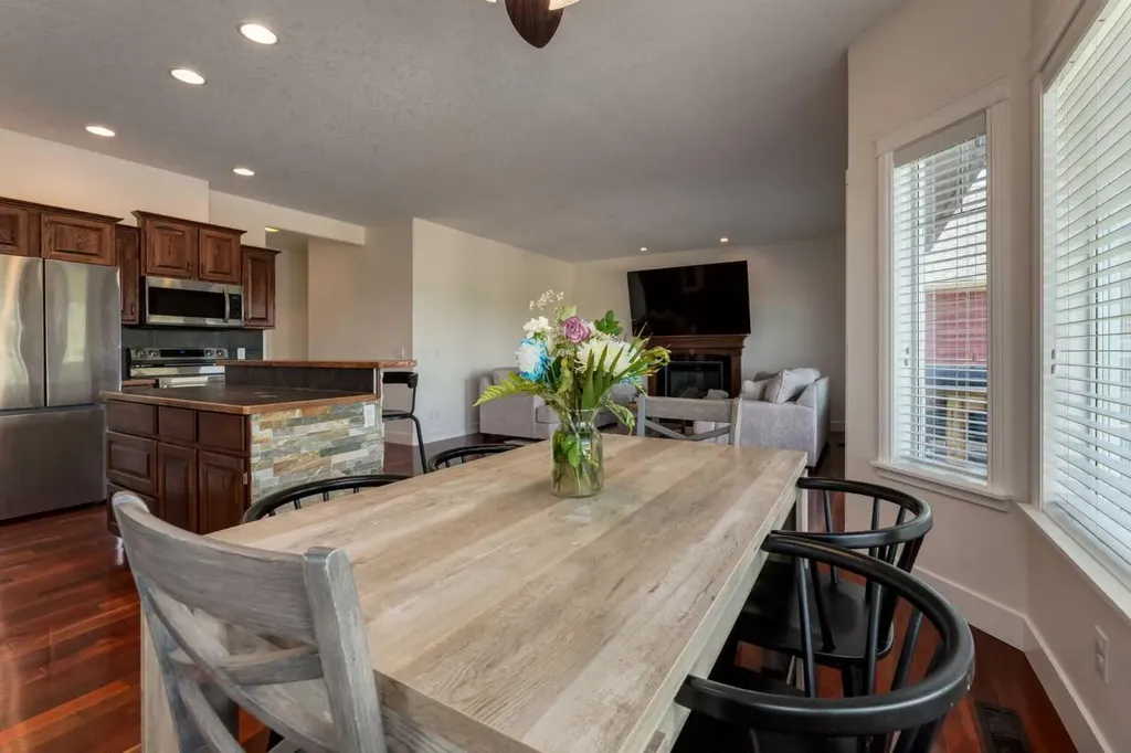 156 Camden Court Strathmore AB T1P 1Y1