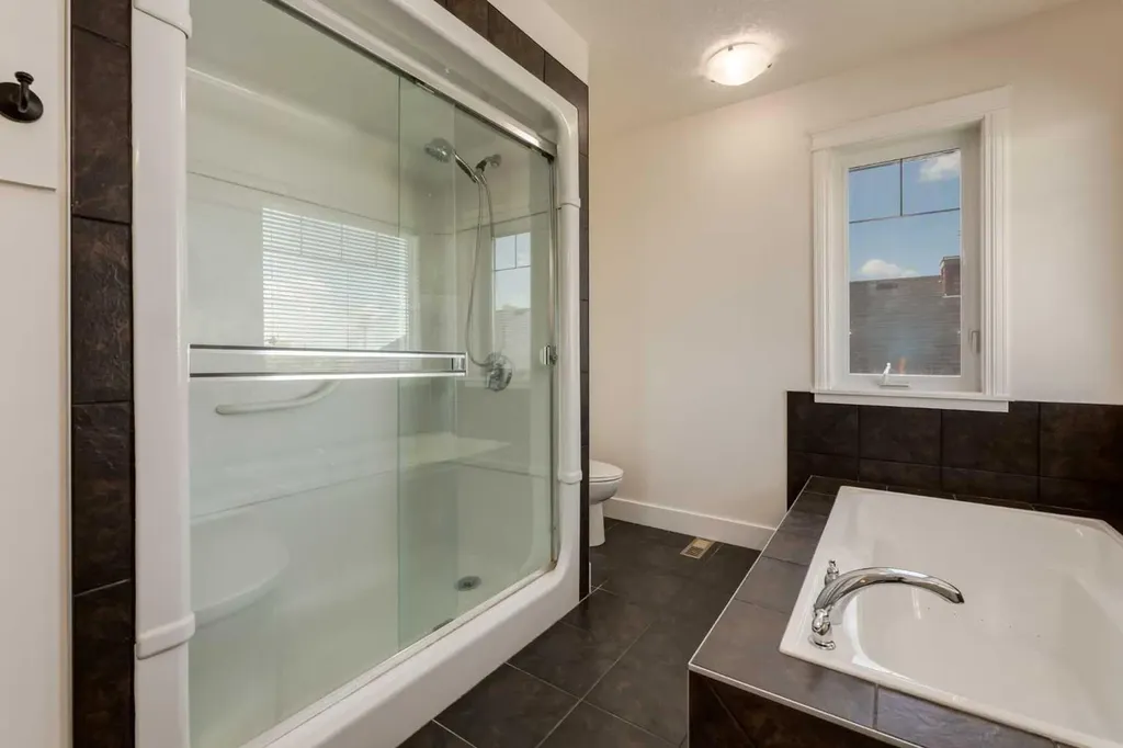 156 Camden Court Strathmore AB T1P 1Y1