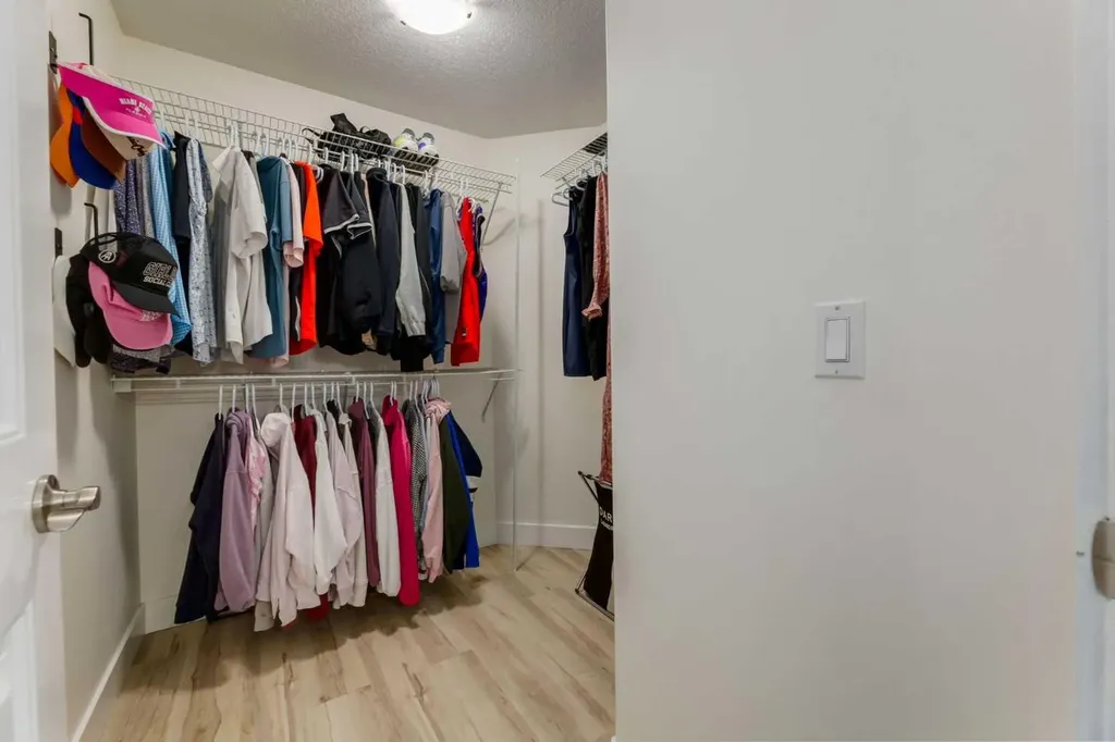 156 Camden Court Strathmore AB T1P 1Y1