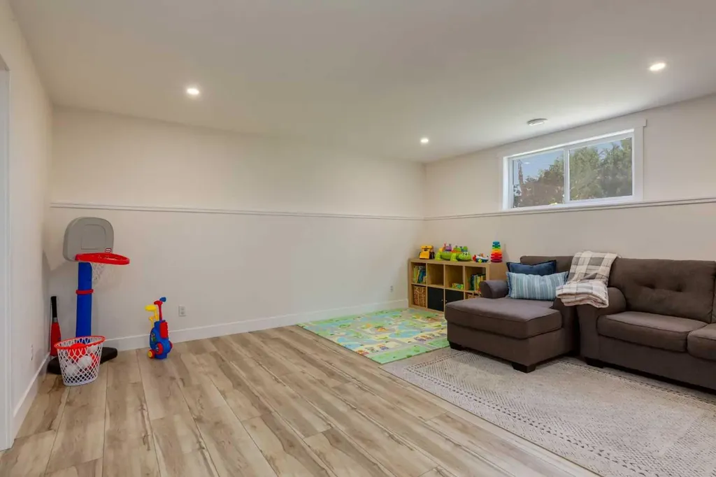 156 Camden Court Strathmore AB T1P 1Y1
