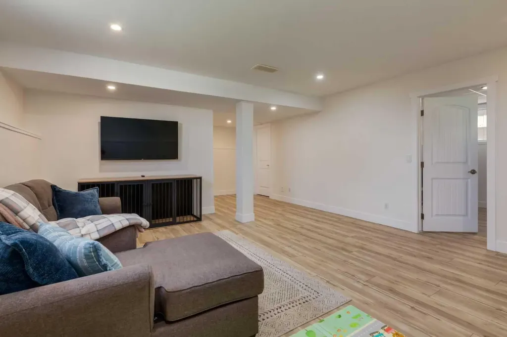 156 Camden Court Strathmore AB T1P 1Y1