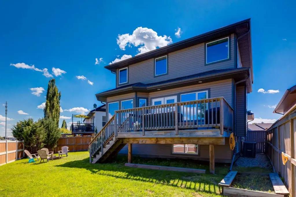 156 Camden Court Strathmore AB T1P 1Y1