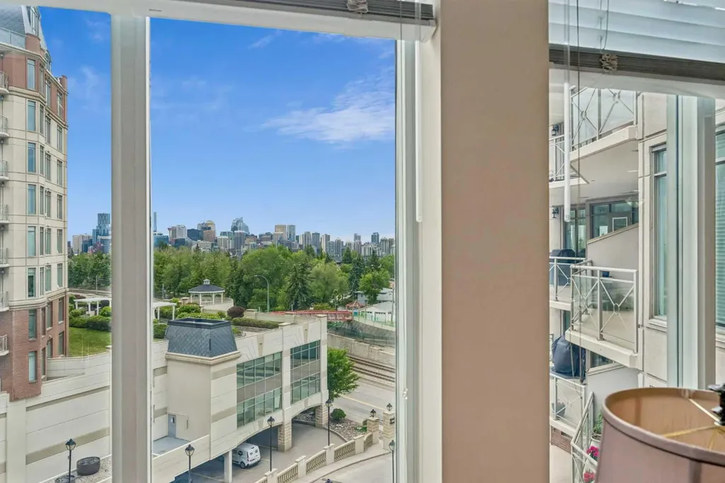 1726 14 Avenue NW Calgary AB T2N 4Y8