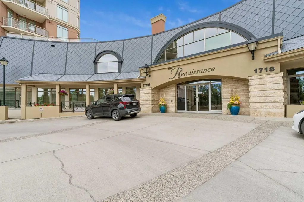 1726 14 Avenue NW Calgary AB T2N 4Y8